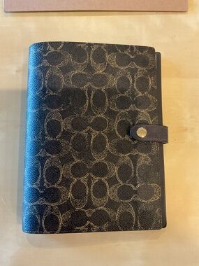 NW Box Coach Notebook In Signature Canvas  Black & Brown CZ198